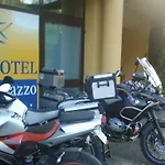 Palazzo Dei Priori 4* シエーナ