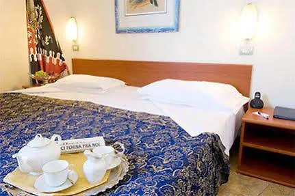 Готель Palazzo Dei Priori 4*