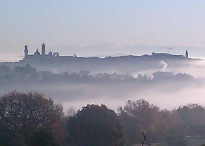 Palazzo Dei Priori 4* سيينا